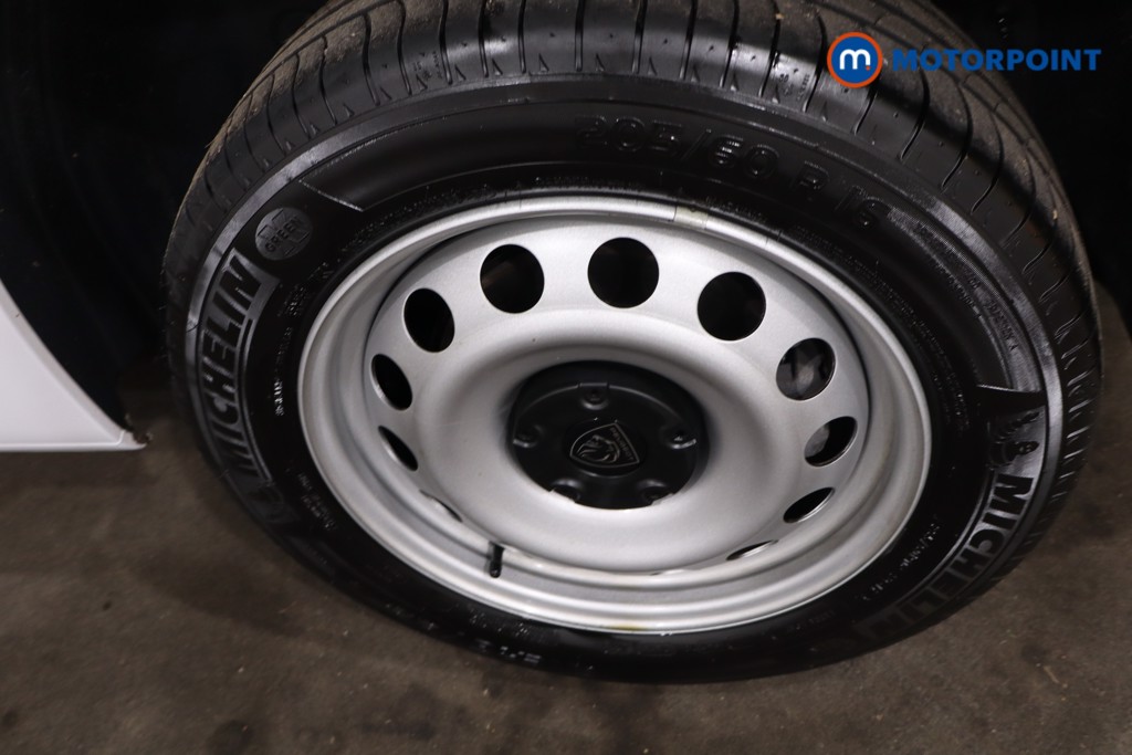 Peugeot Partner Professional Plus Manual Diesel Panel Van - Stock Number (1627396) - 12th supplementary image