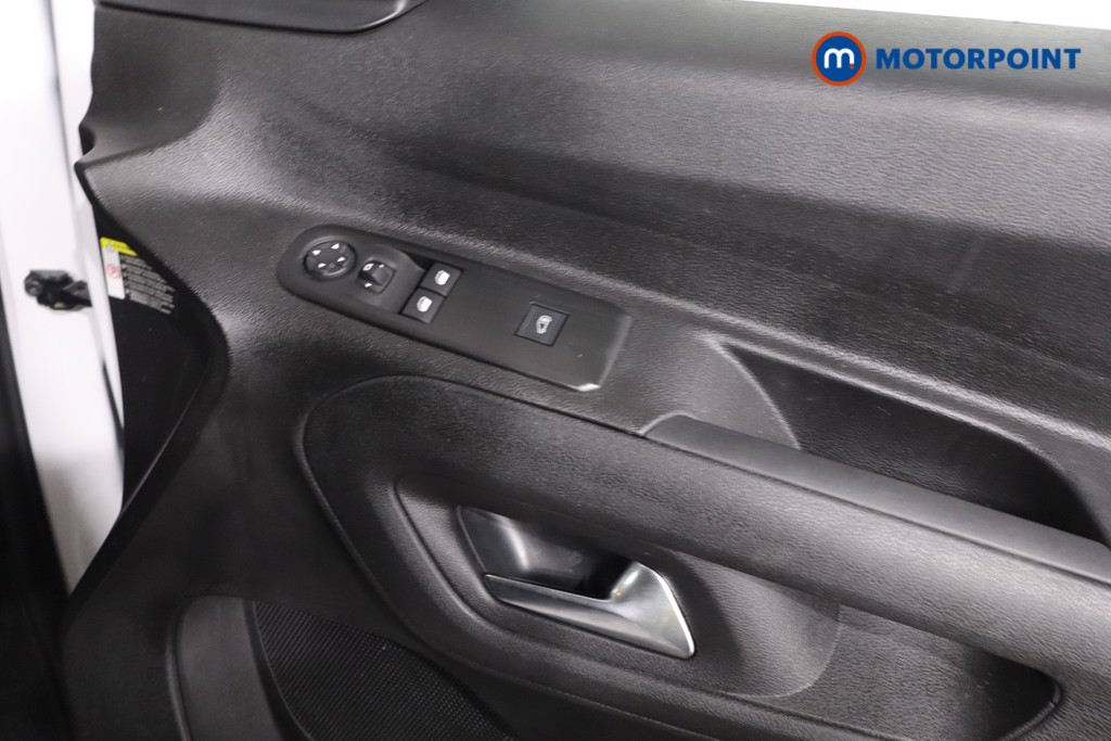 Peugeot Partner Professional Plus Manual Diesel Panel Van - Stock Number (1627396) - 22nd supplementary image