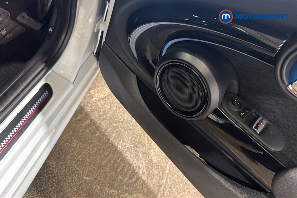 Mini Hatchback Cooper Sport Automatic Petrol Hatchback - Stock Number (1627532) - 21st supplementary image