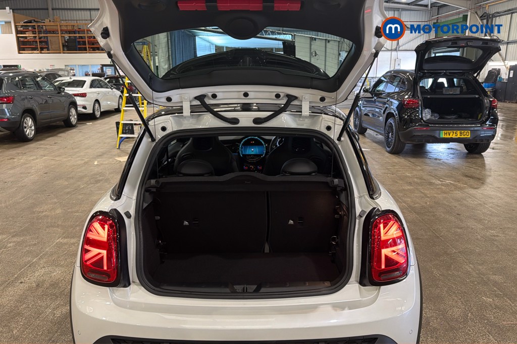 Mini Hatchback Cooper Sport Automatic Petrol Hatchback - Stock Number (1627532) - 33rd supplementary image