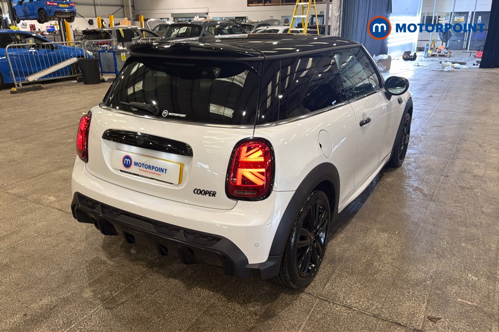 Mini Hatchback Cooper Sport Automatic Petrol Hatchback - Stock Number (1627532) - 38th supplementary image