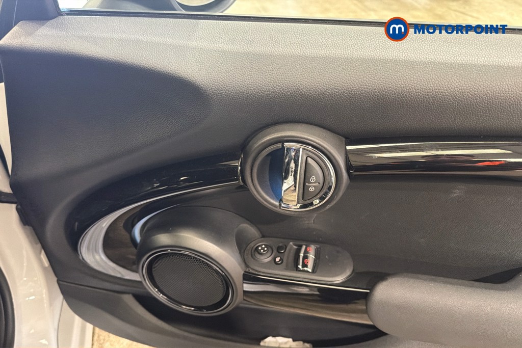 Mini Hatchback Cooper Sport Automatic Petrol Hatchback - Stock Number (1627532) - 42nd supplementary image