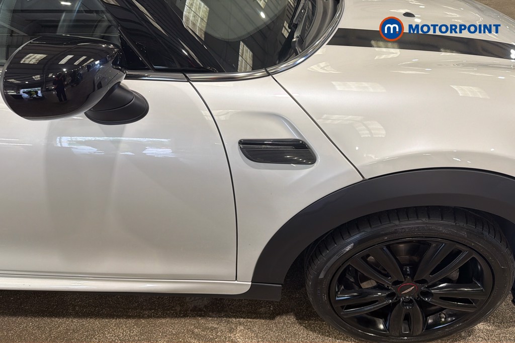 Mini Hatchback Cooper Sport Automatic Petrol Hatchback - Stock Number (1627532) - 46th supplementary image