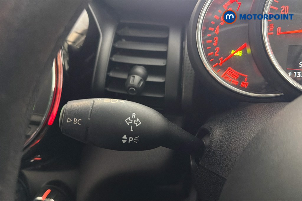 Mini Hatchback Cooper Classic Manual Petrol Hatchback - Stock Number (1627557) - 6th supplementary image