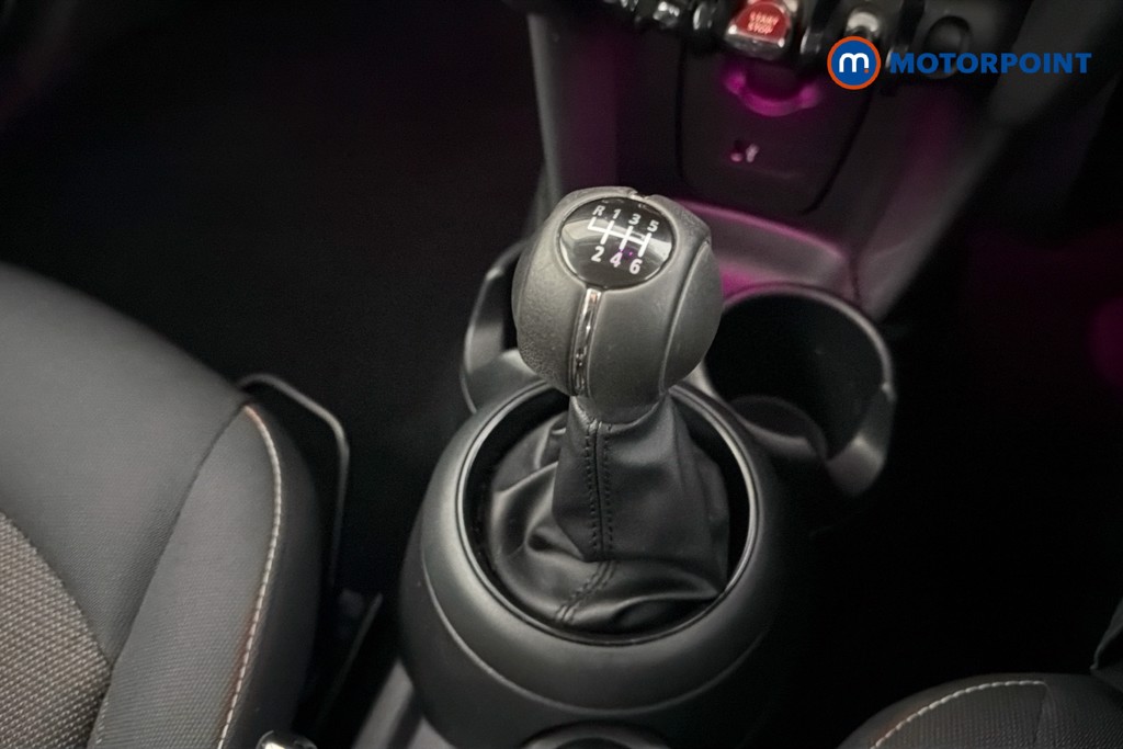 Mini Hatchback Cooper Classic Manual Petrol Hatchback - Stock Number (1627557) - 15th supplementary image