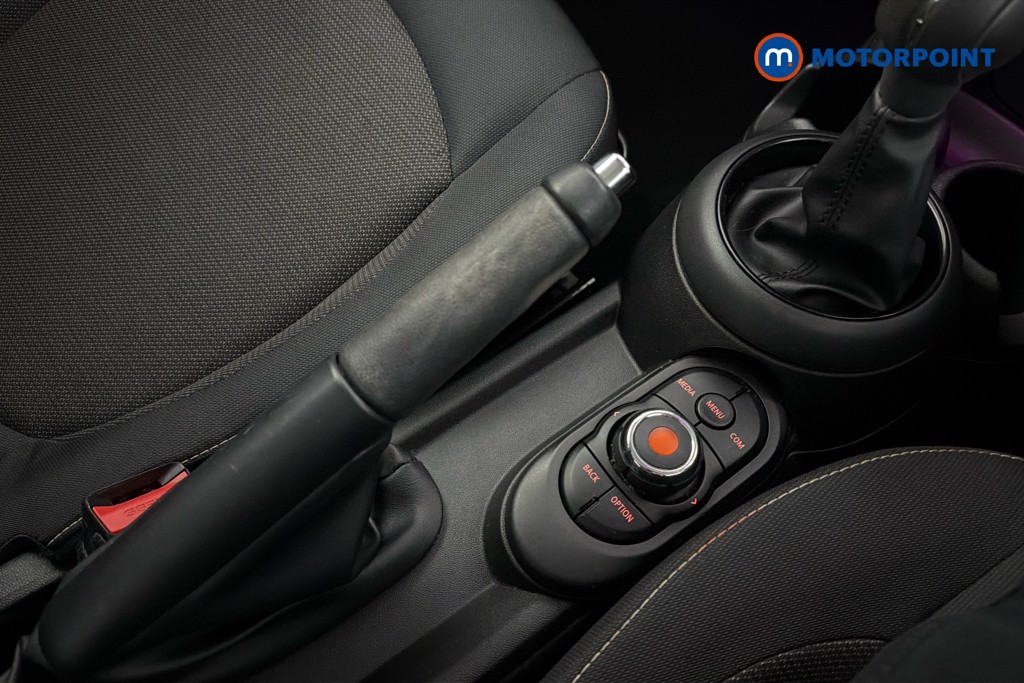 Mini Hatchback Cooper Classic Manual Petrol Hatchback - Stock Number (1627557) - 16th supplementary image