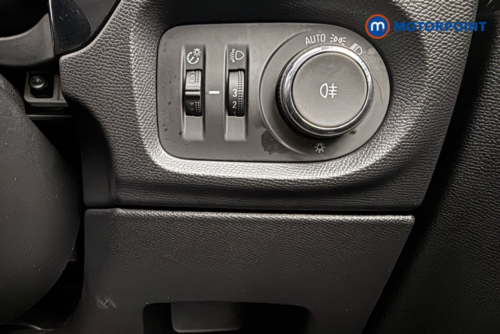 Vauxhall Corsa Design Manual Petrol Hatchback - Stock Number (1627981) - 16th supplementary image