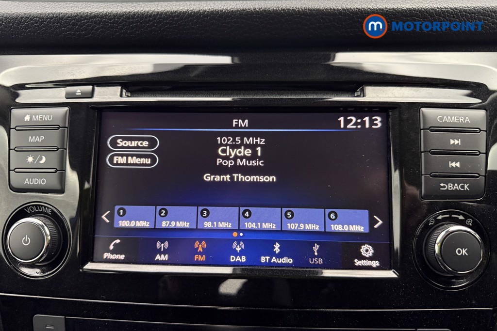 Nissan Qashqai Acenta Premium Automatic Petrol SUV - Stock Number (1628077) - 4th supplementary image