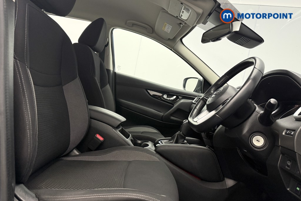 Nissan Qashqai Acenta Premium Automatic Petrol SUV - Stock Number (1628077) - 8th supplementary image
