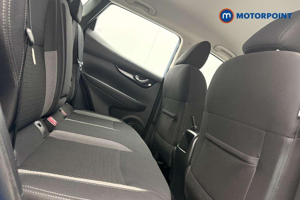 Nissan Qashqai Acenta Premium Automatic Petrol SUV - Stock Number (1628077) - 9th supplementary image