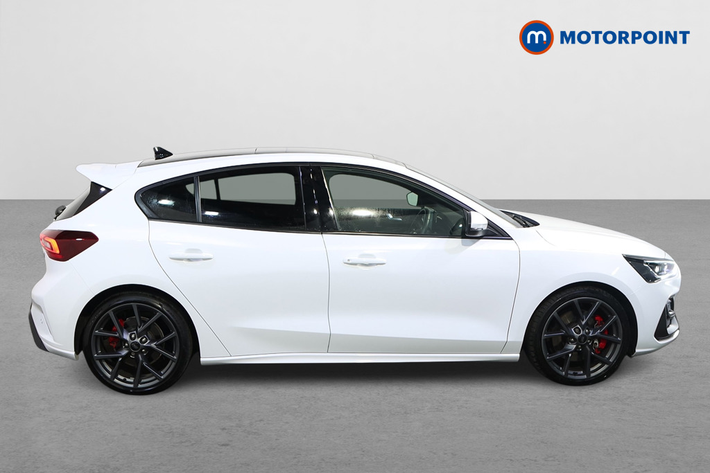 Ford Focus ST Manual Petrol Hatchback - Stock Number (1628160) - Drivers side