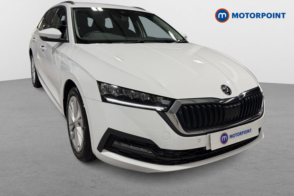Skoda Octavia Se Technology Automatic Petrol Plug-In Hybrid Estate - Stock Number (1628268) - Drivers side front corner