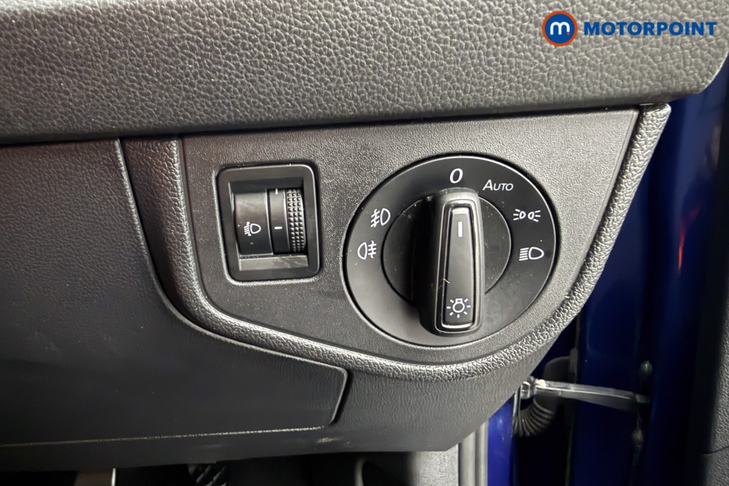 Volkswagen Taigo Life Manual Petrol SUV - Stock Number (1628274) - 5th supplementary image