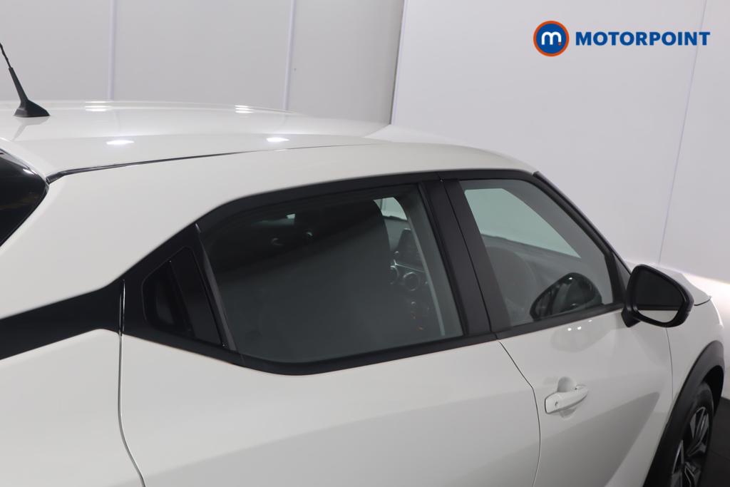 Nissan Juke Acenta Manual Petrol SUV - Stock Number (1628558) - 25th supplementary image