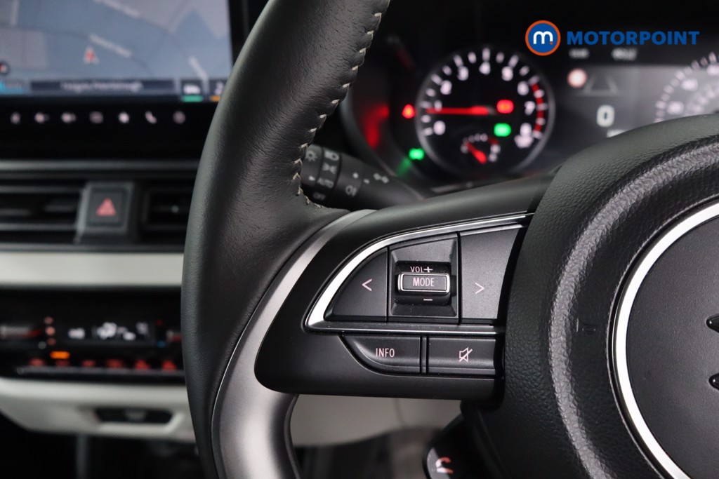 Suzuki Swift Motion Manual Petrol Hatchback - Stock Number (1628867) - 7th supplementary image