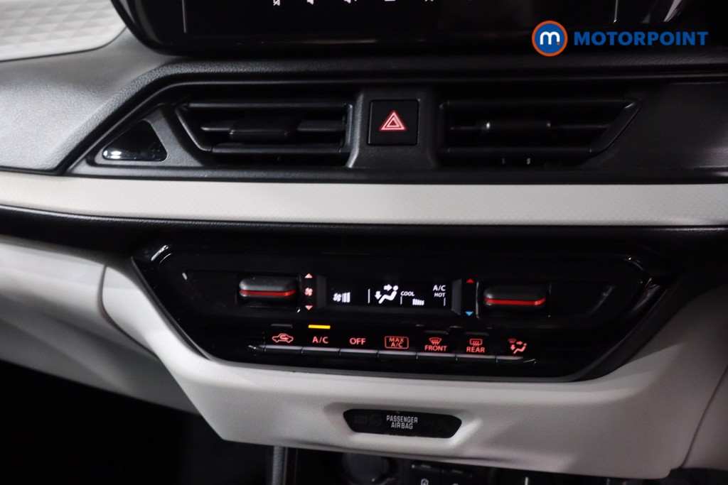 Suzuki Swift Motion Manual Petrol Hatchback - Stock Number (1628867) - 20th supplementary image