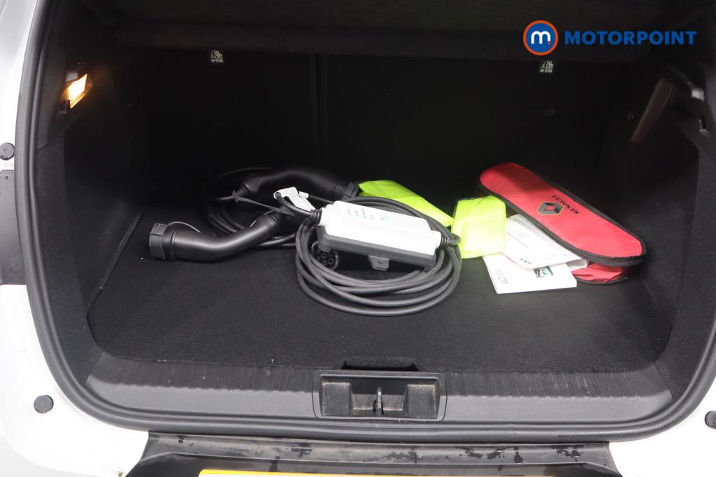 Renault Captur Launch Edition Automatic Petrol Plug-In Hybrid SUV - Stock Number (1629080) - 25th supplementary image