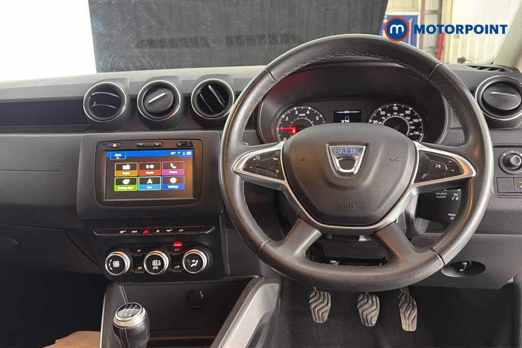 Dacia Duster Prestige Manual Petrol SUV - Stock Number (1629352) - 2nd supplementary image