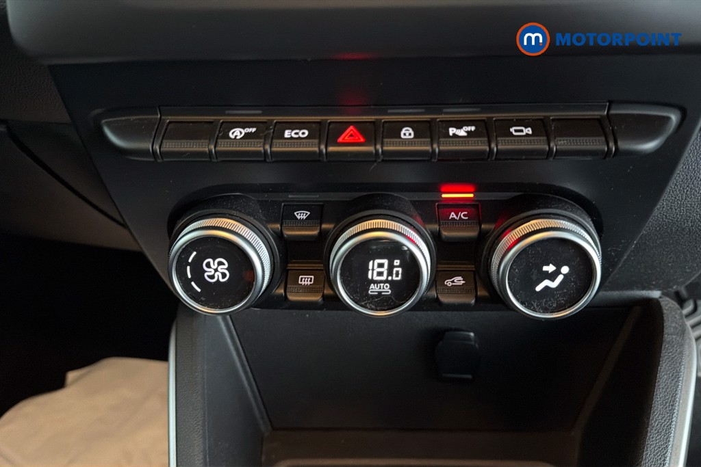 Dacia Duster Prestige Manual Petrol SUV - Stock Number (1629352) - 12th supplementary image