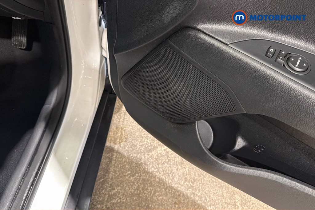 KIA Stonic 2 Manual Petrol SUV - Stock Number (1629551) - 21st supplementary image