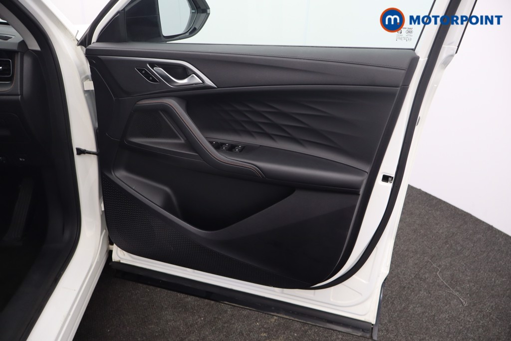 Mg Motor Uk HS Trophy Automatic Petrol-Electric Hybrid SUV - Stock Number (1629819) - 14th supplementary image