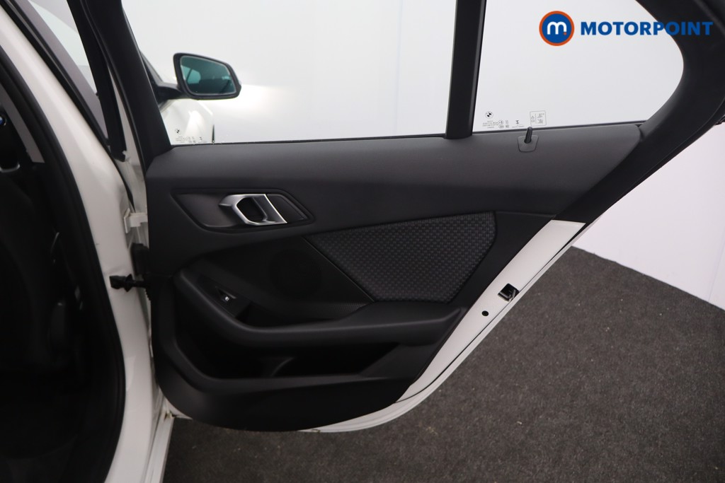 BMW 1 Series SE Automatic Petrol Hatchback - Stock Number (1629865) - 21st supplementary image
