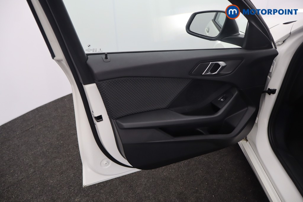 BMW 1 Series SE Automatic Petrol Hatchback - Stock Number (1629865) - 29th supplementary image