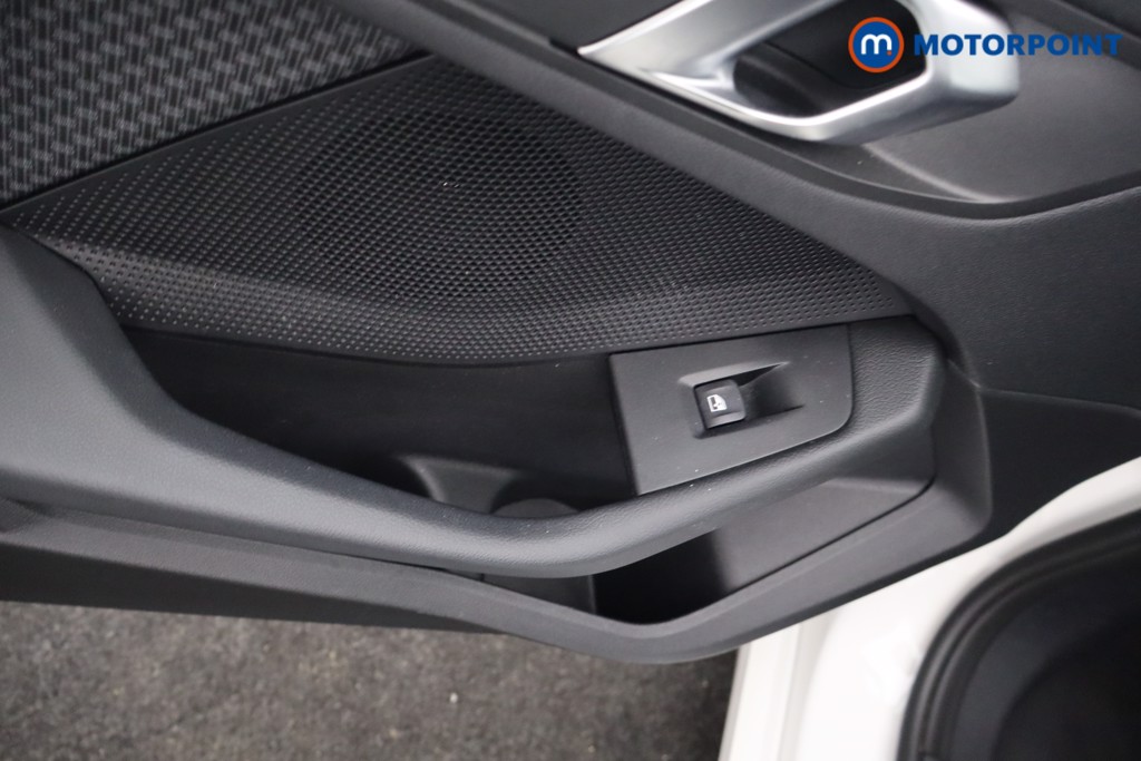 BMW 1 Series SE Automatic Petrol Hatchback - Stock Number (1629865) - 31st supplementary image