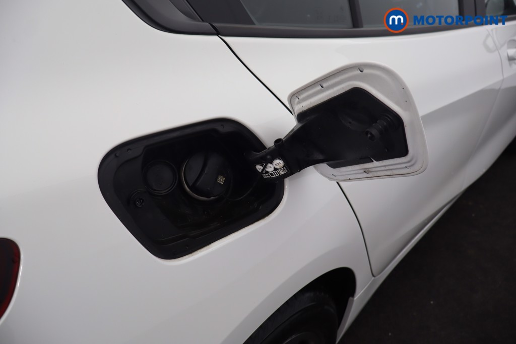 BMW 1 Series SE Automatic Petrol Hatchback - Stock Number (1629865) - 40th supplementary image