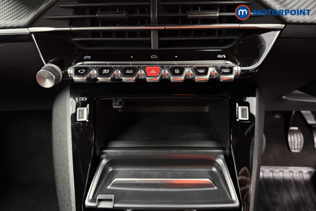 Peugeot 2008 Allure Manual Petrol SUV - Stock Number (1630205) - 10th supplementary image