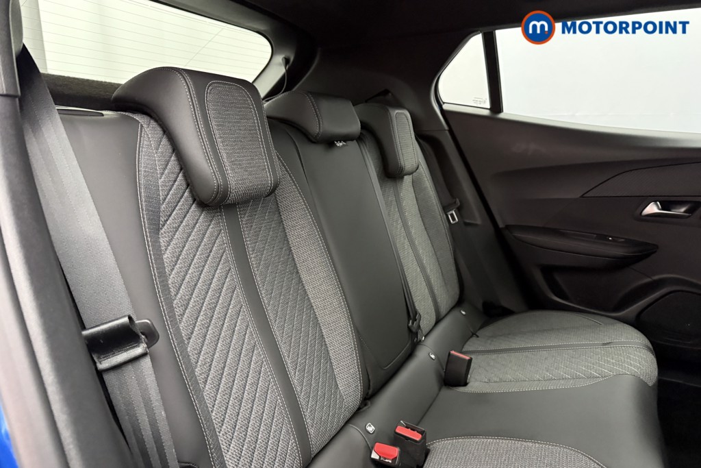 Peugeot 2008 Allure Manual Petrol SUV - Stock Number (1630205) - 18th supplementary image