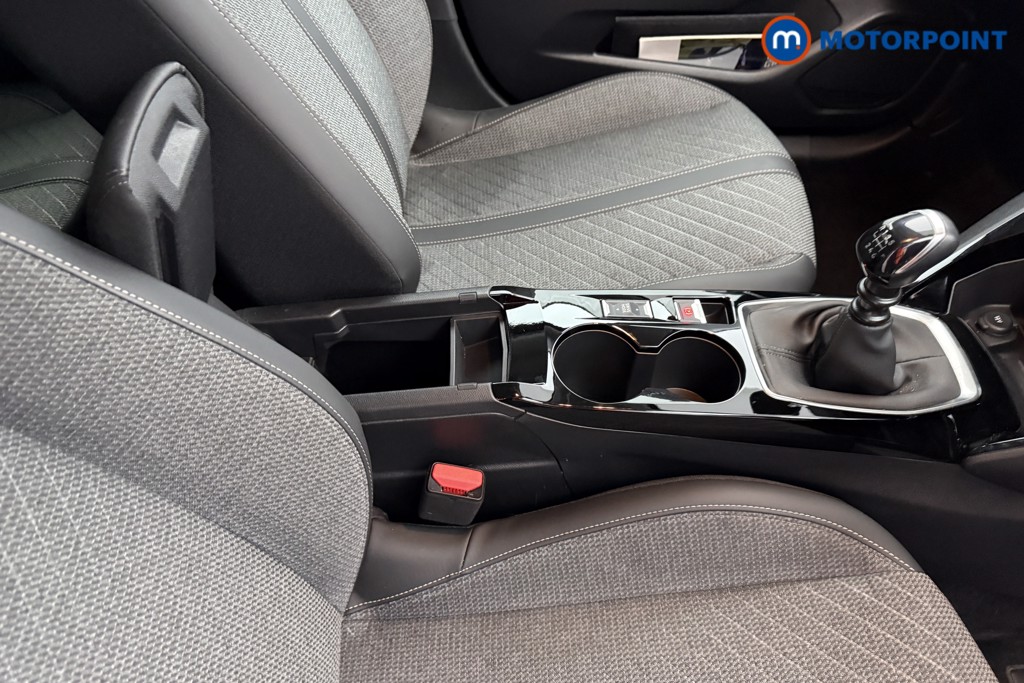 Peugeot 208 Allure Manual Petrol Hatchback - Stock Number (1630249) - 12th supplementary image