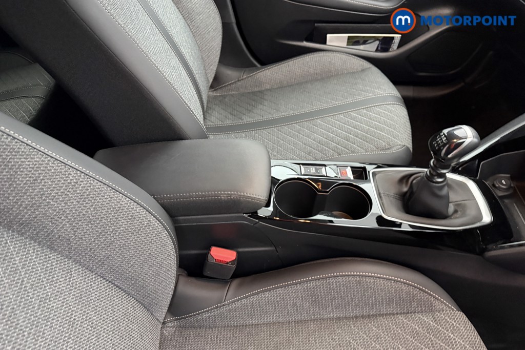 Peugeot 208 Allure Manual Petrol Hatchback - Stock Number (1630249) - 13th supplementary image