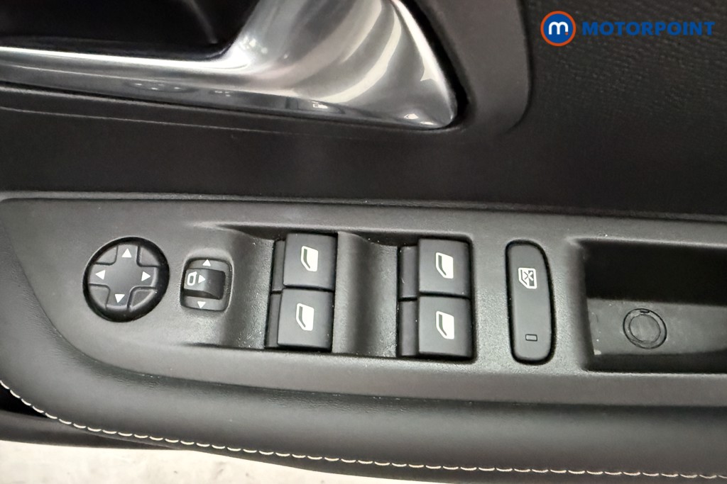 Peugeot 208 Allure Manual Petrol Hatchback - Stock Number (1630249) - 16th supplementary image
