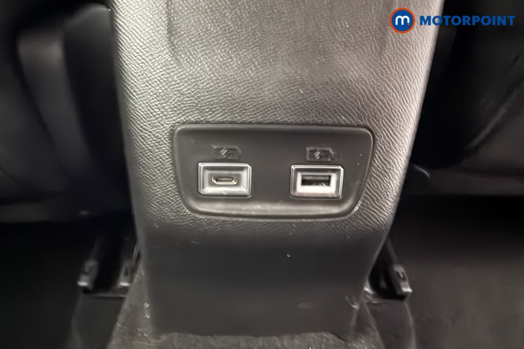 Peugeot 208 Allure Manual Petrol Hatchback - Stock Number (1630249) - 18th supplementary image