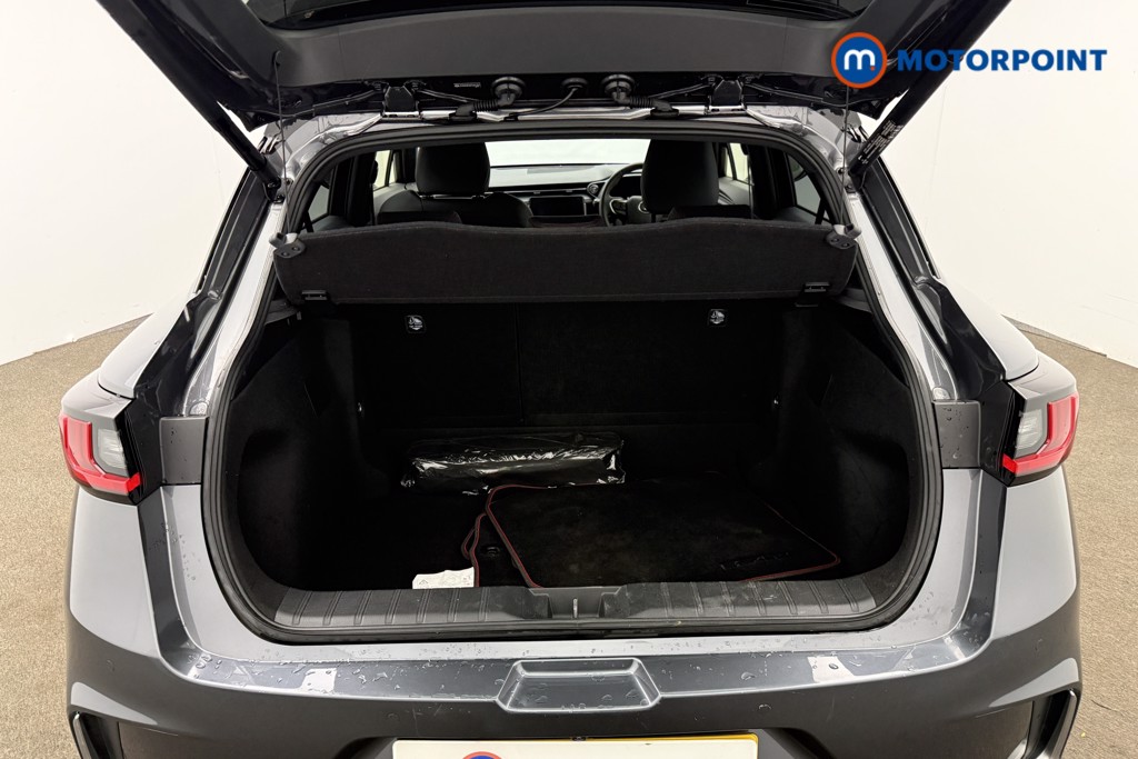 Lexus LBX Premium Plus Automatic Petrol-Electric Hybrid SUV - Stock Number (1630762) - 5th supplementary image