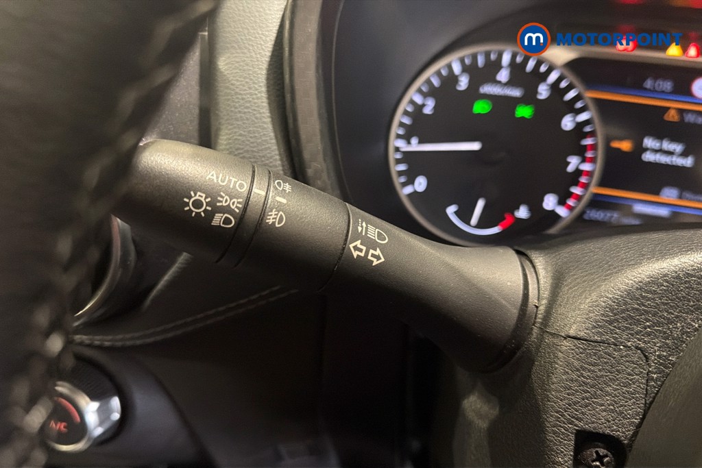 Nissan Juke Tekna Manual Petrol SUV - Stock Number (1630833) - 6th supplementary image