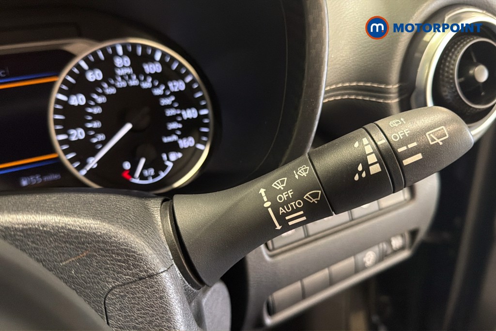 Nissan Juke Tekna Manual Petrol SUV - Stock Number (1630833) - 7th supplementary image