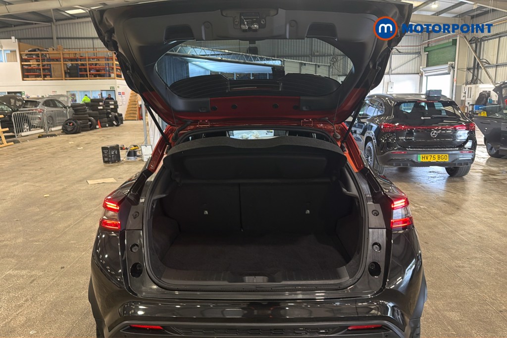 Nissan Juke Tekna Manual Petrol SUV - Stock Number (1630833) - 33rd supplementary image