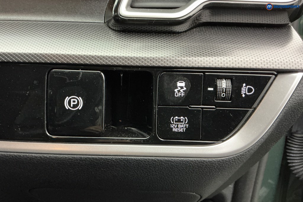 KIA Sportage 3 Automatic Petrol-Electric Hybrid SUV - Stock Number (1630852) - 24th supplementary image