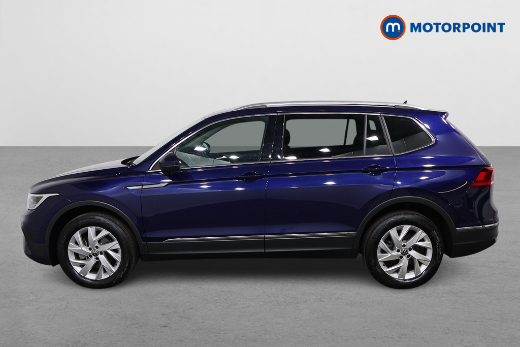 Volkswagen Tiguan Allspace Life Automatic Petrol SUV - Stock Number (1630964) - Passenger side