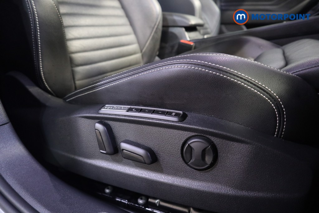 Volkswagen Passat Se Nav Automatic Petrol Estate - Stock Number (1631013) - 15th supplementary image