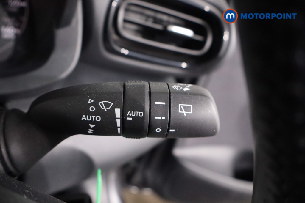 Toyota Yaris Icon Automatic Petrol-Electric Hybrid Hatchback - Stock Number (1631153) - 15th supplementary image