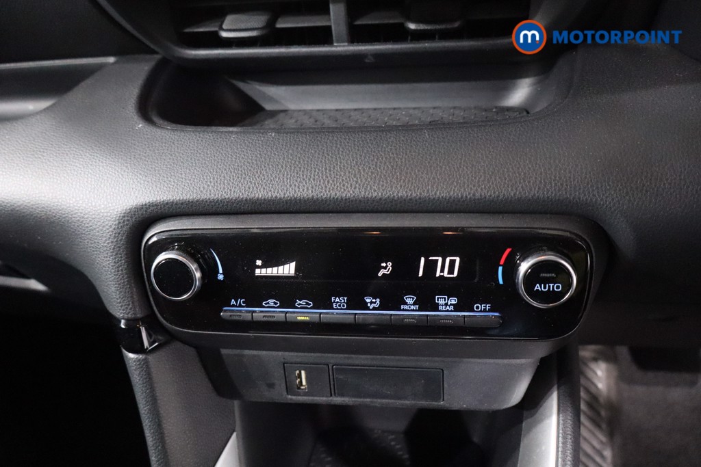 Toyota Yaris Icon Automatic Petrol-Electric Hybrid Hatchback - Stock Number (1631153) - 19th supplementary image