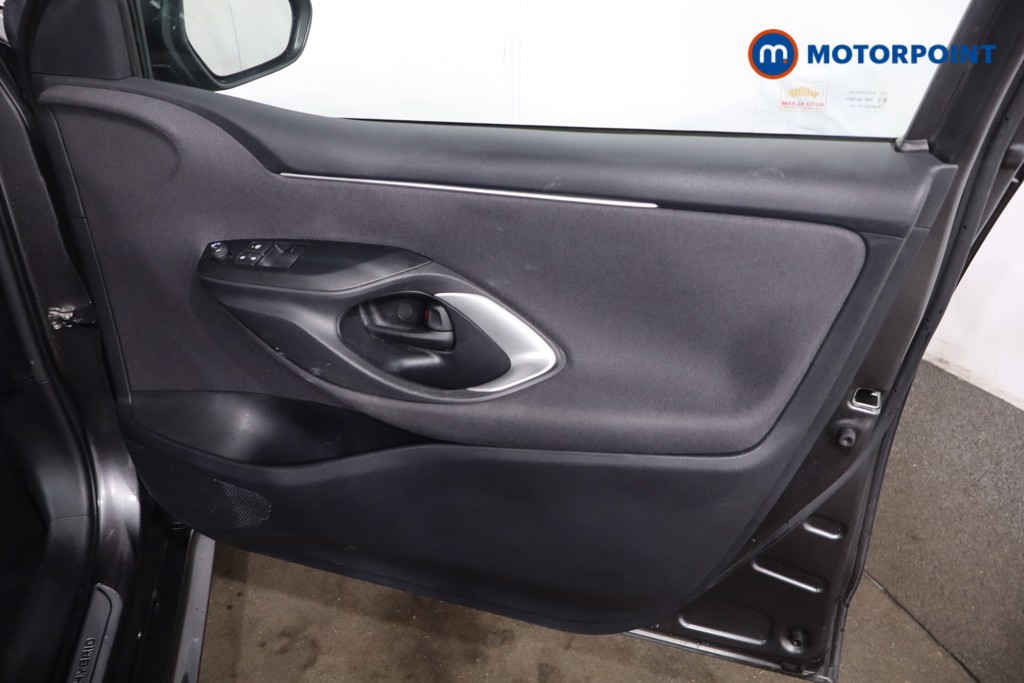 Toyota Yaris Icon Automatic Petrol-Electric Hybrid Hatchback - Stock Number (1631153) - 24th supplementary image