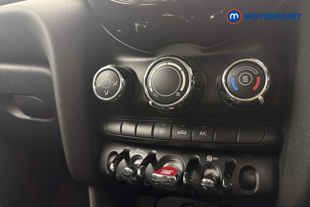 Mini Hatchback Cooper Manual Petrol Hatchback - Stock Number (1631427) - 7th supplementary image