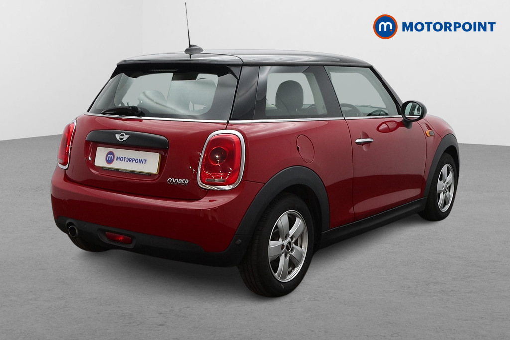 Mini Hatchback Cooper Manual Petrol Hatchback - Stock Number (1631427) - Drivers side rear corner
