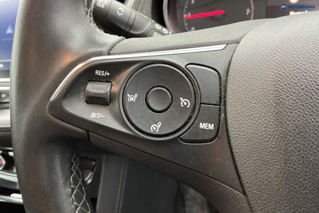 Vauxhall Grandland X Tech Line Nav Manual Petrol SUV - Stock Number (1631605) - 21st supplementary image