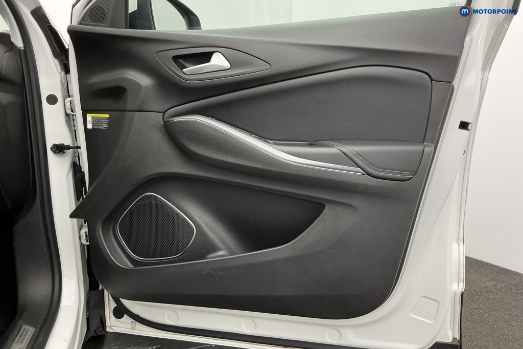 Vauxhall Grandland X Tech Line Nav Manual Petrol SUV - Stock Number (1631605) - 25th supplementary image