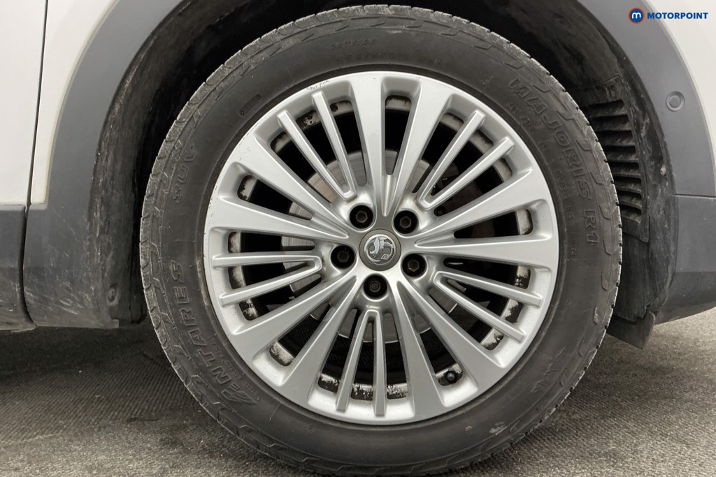 Vauxhall Grandland X Tech Line Nav Manual Petrol SUV - Stock Number (1631605) - 39th supplementary image